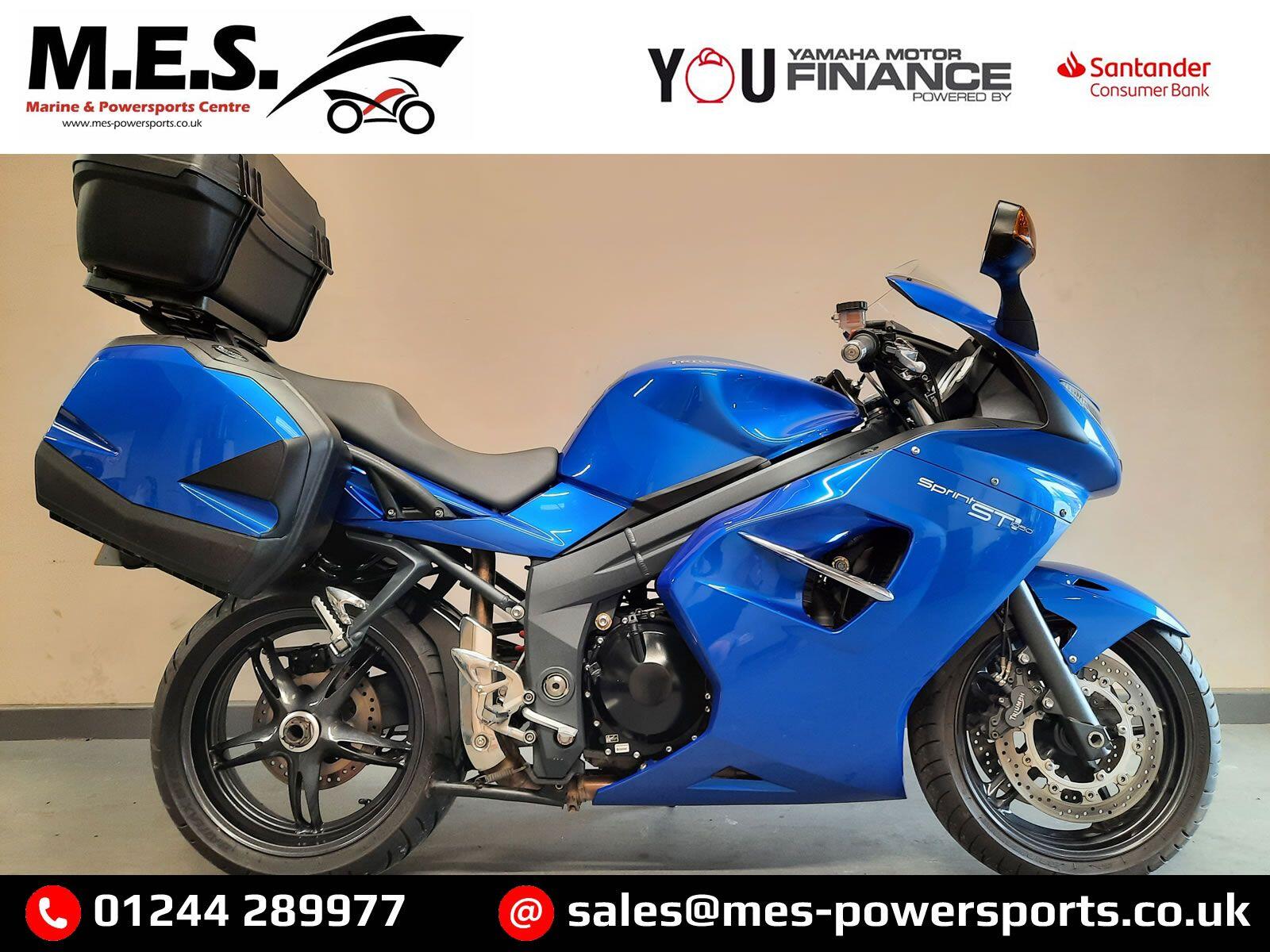 2011 Triumph Sprint ST 1050