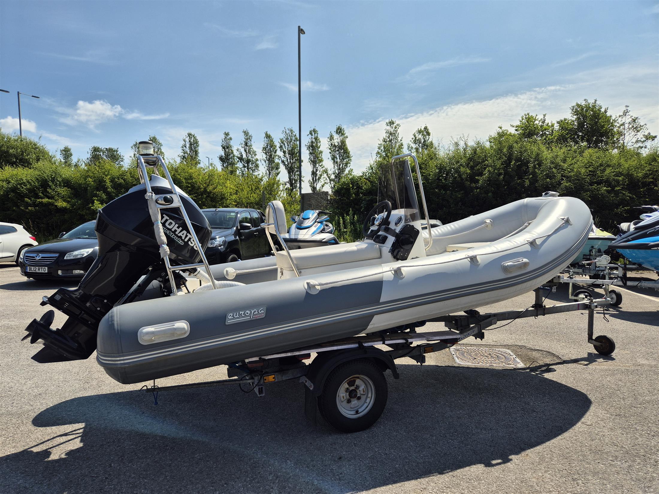 2016 Europa Sport R420 4.2m RIB with Tohatsu 40hp Four Stroke Outboard Engine