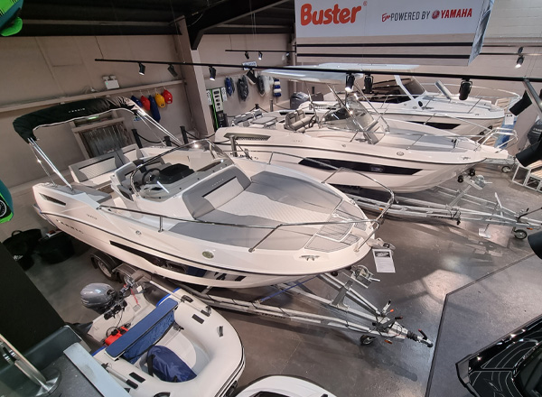End of Season Sale – NEW previous model year KARNIC boats