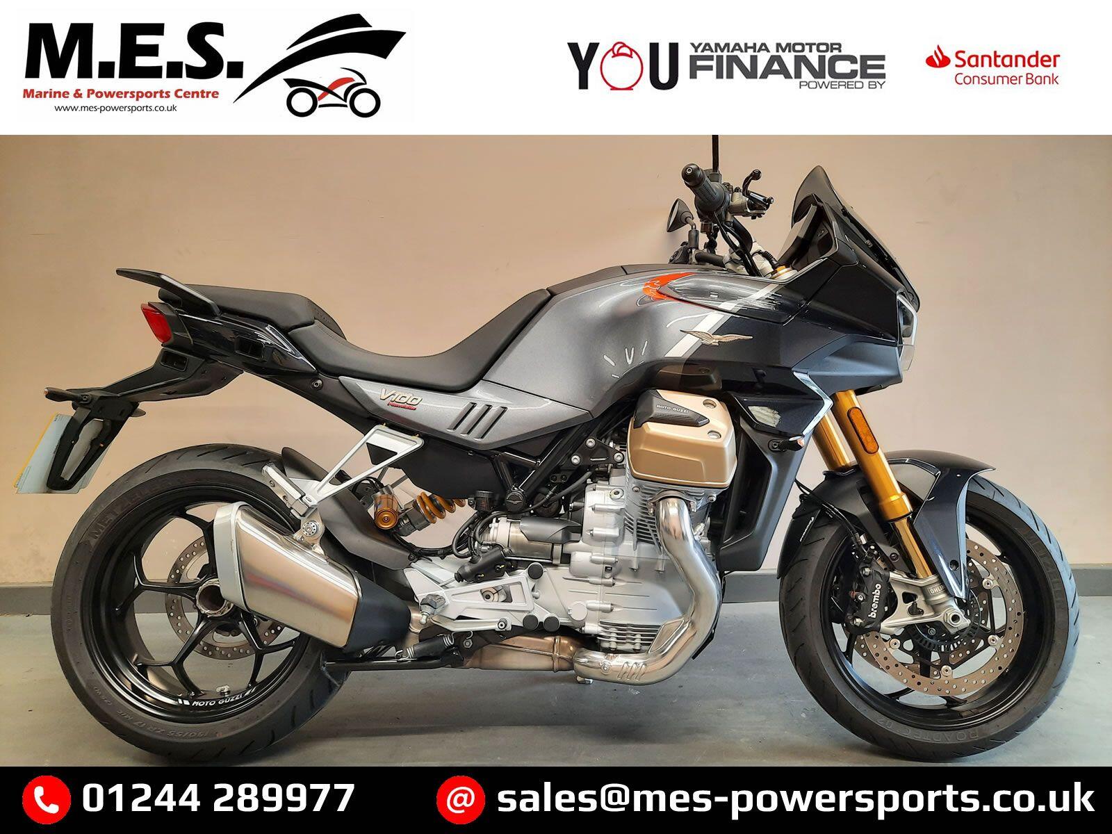 2024 Moto Guzzi V100 Mandello
